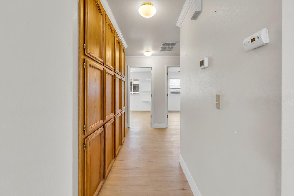 Robin Court, Galt, California image 16