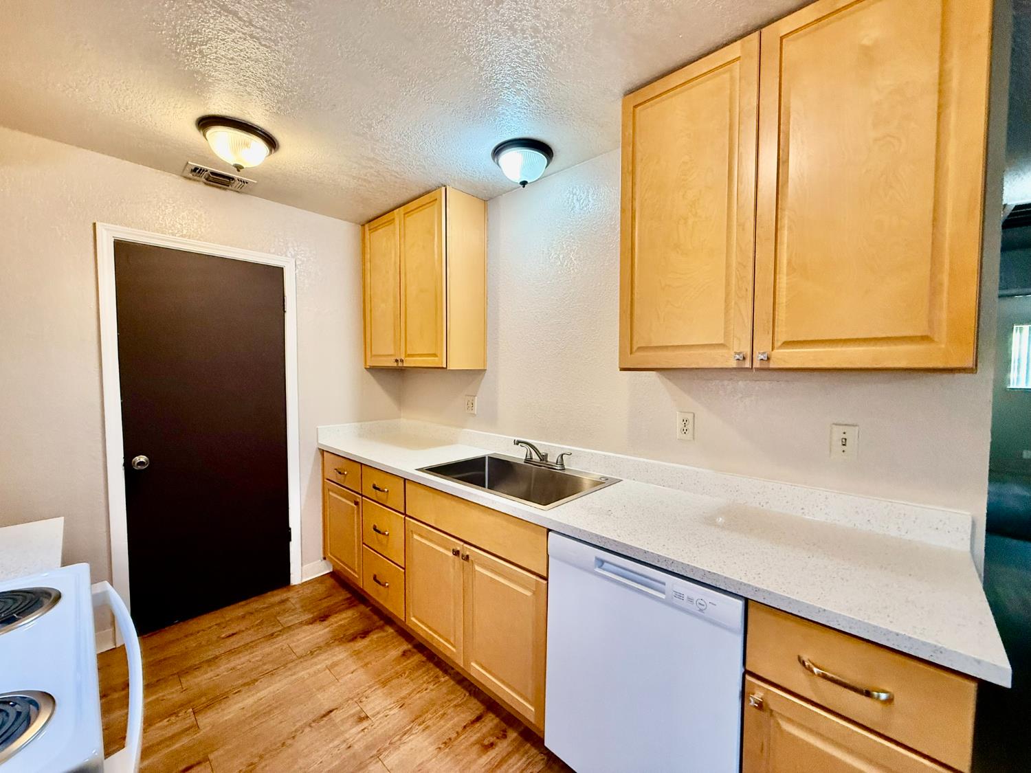 7330 Kelley Drive, Stockton, California image 9