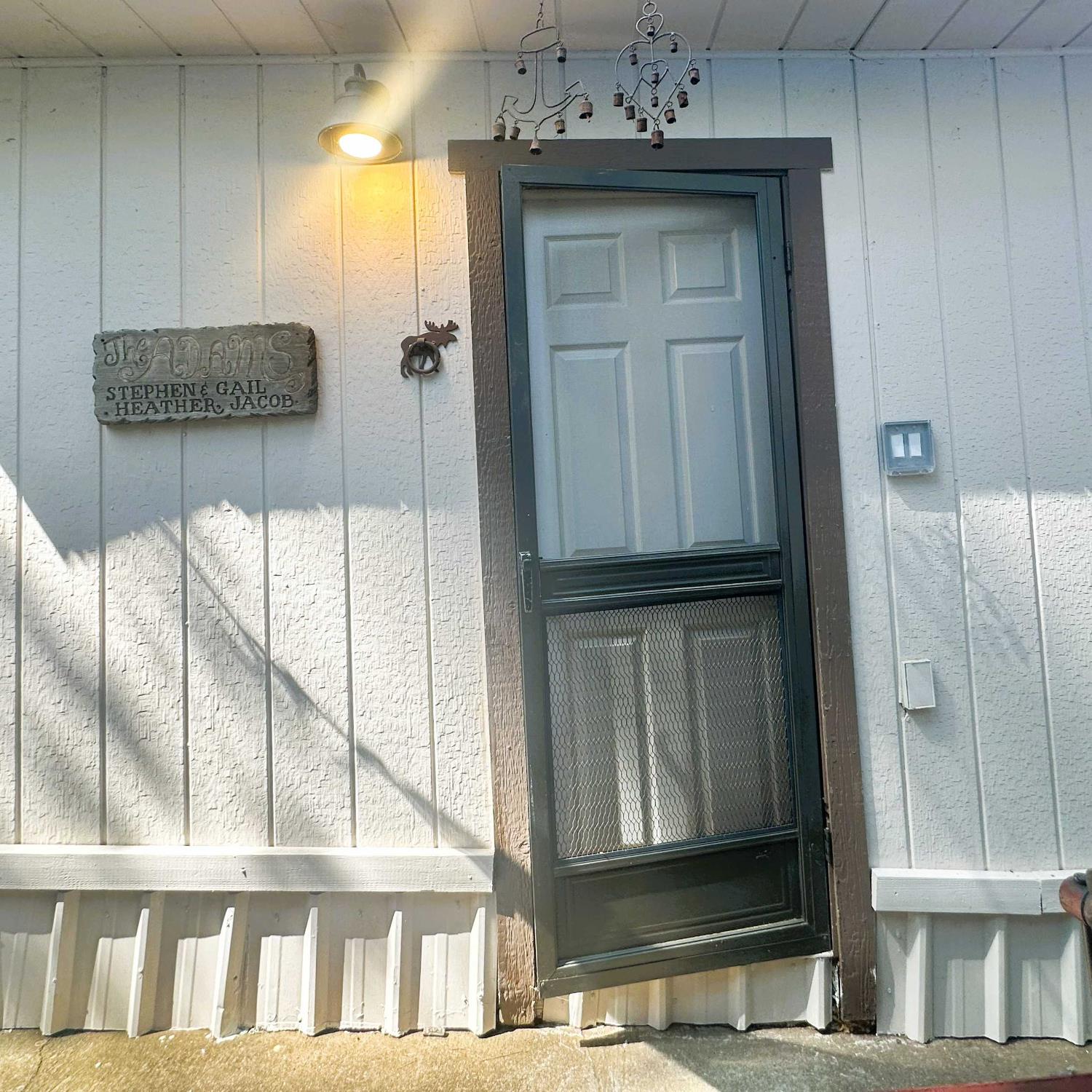 Dunvegan Drive, Applegate, California image 25