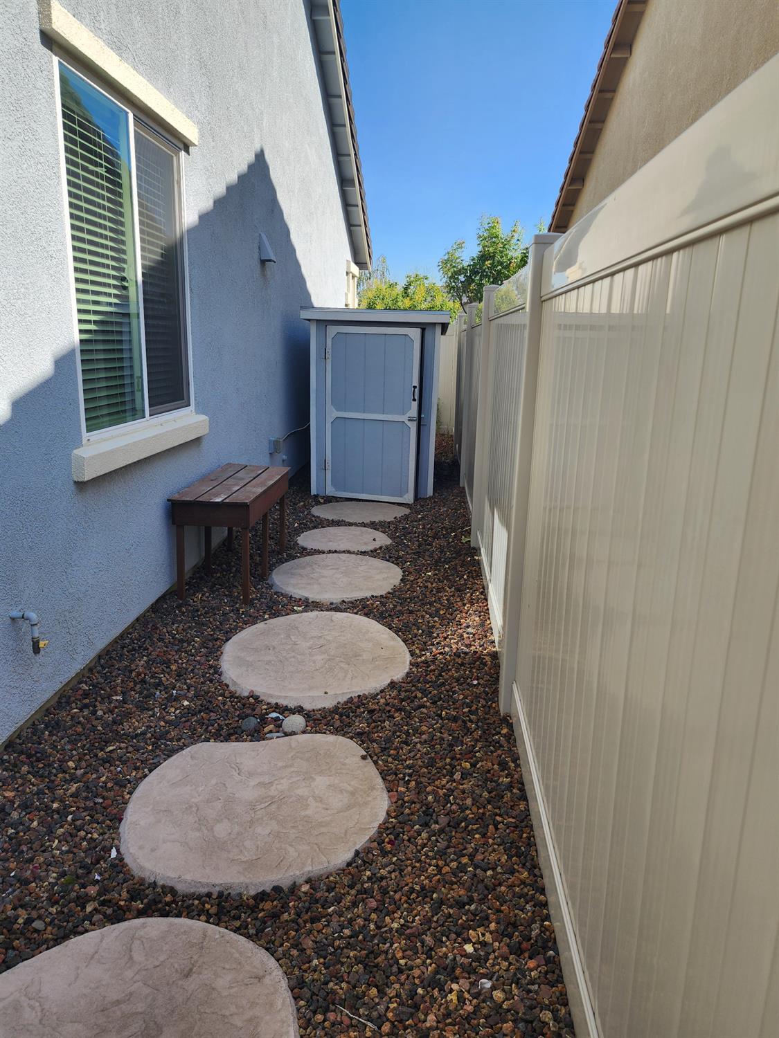 Remington Oaks Street, Manteca, California image 25