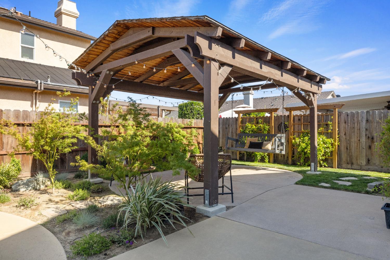 Carpathian Way, Hughson, California image 44