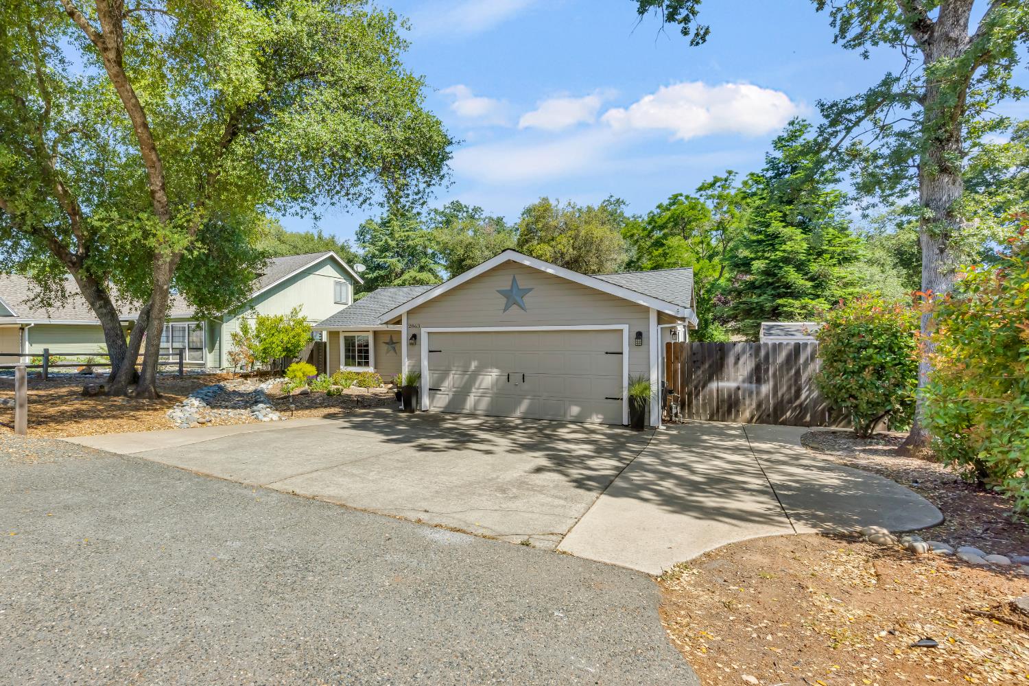 Clemson Drive, Cameron Park, California image 1