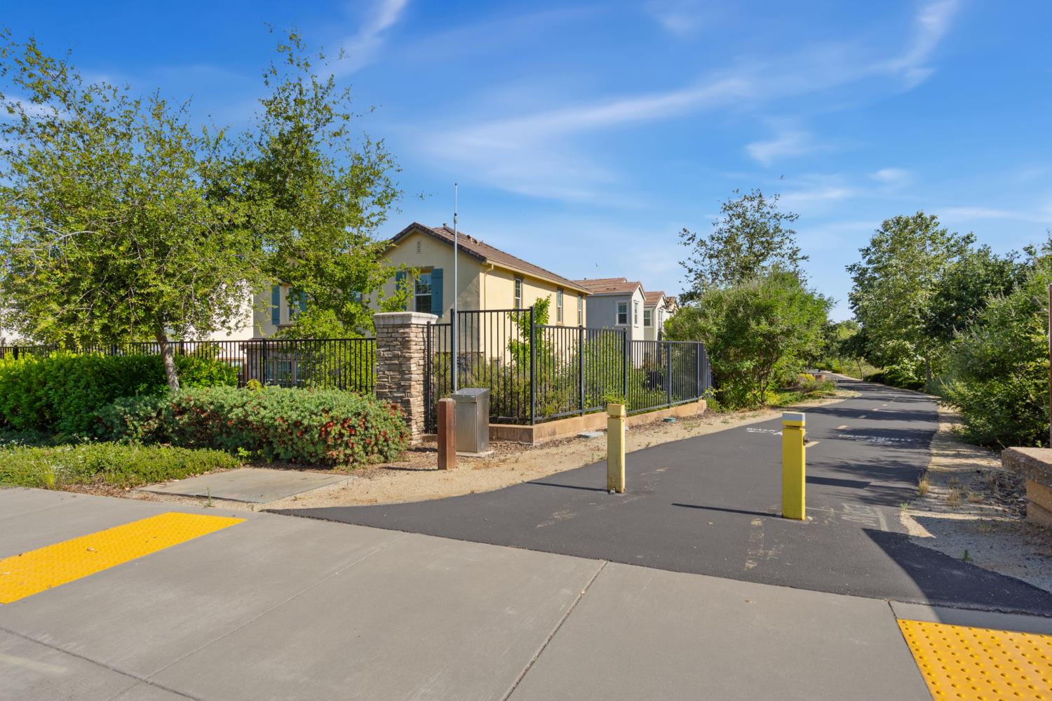 Colner Circle, Folsom, California image 28