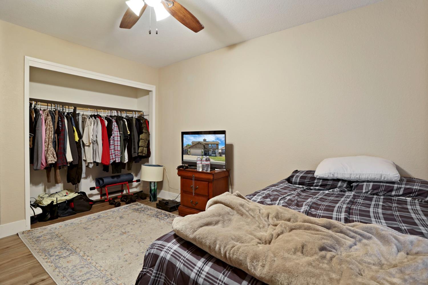 Senimi Circle, Ceres, California image 38