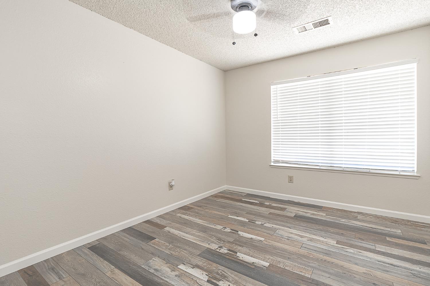Paioni Court, Modesto, California image 20