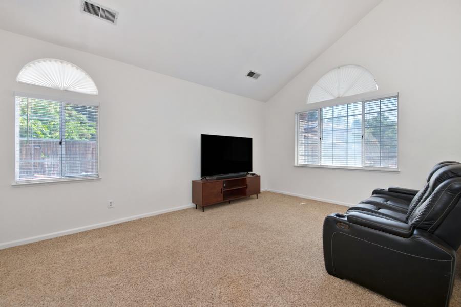 Devon Court, Rocklin, California image 12