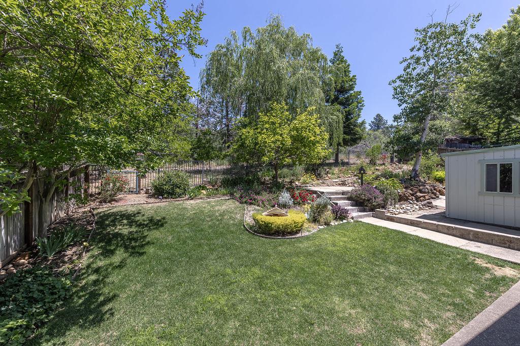 Camino Heights Drive, Camino, California image 28
