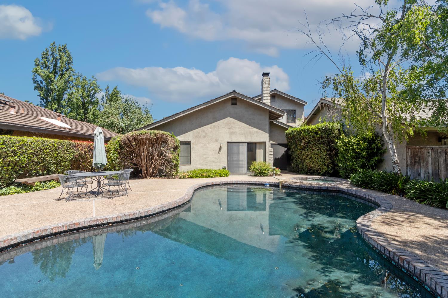 Embarcadero Drive, Stockton, California image 37