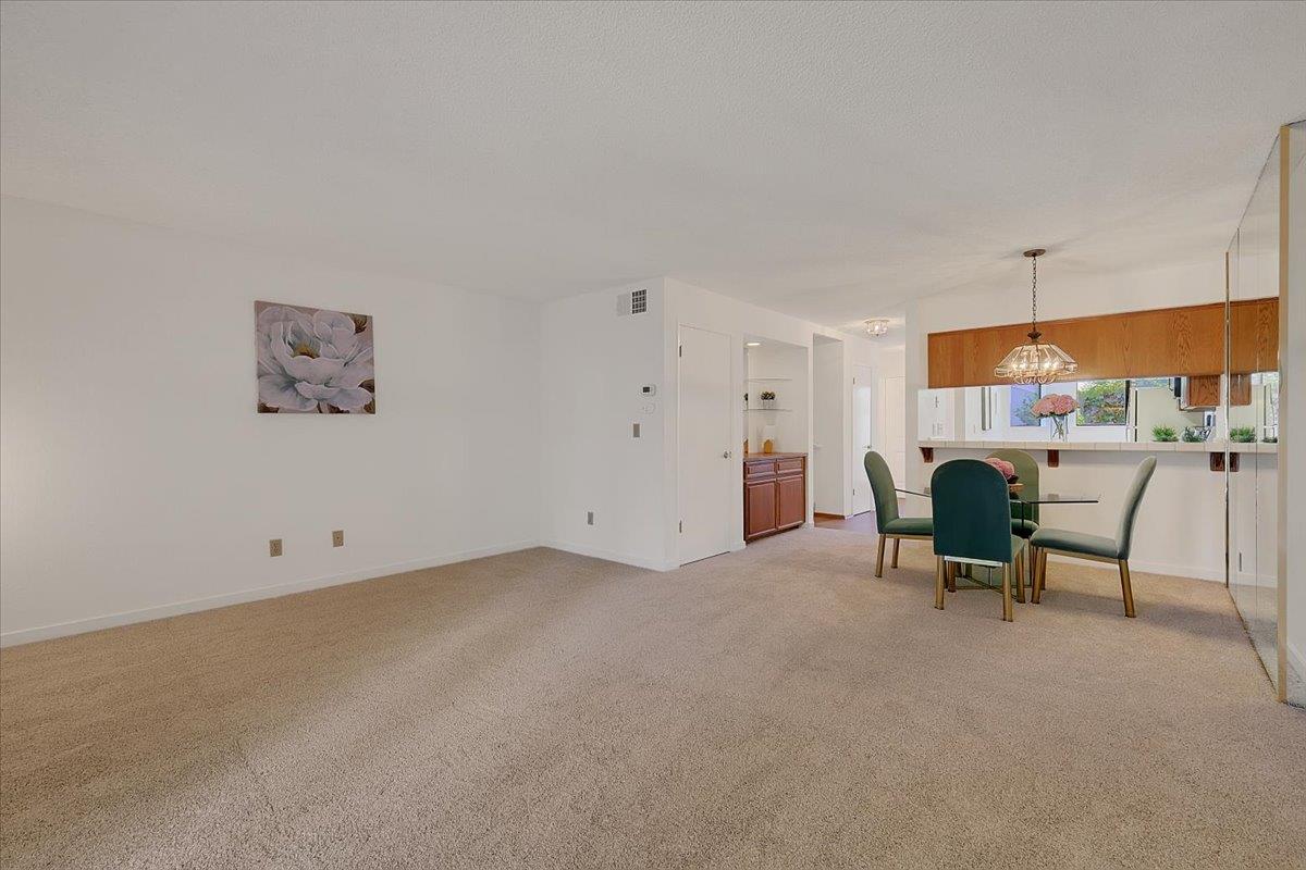 Photo #21: 225067694 Listing: Photo #21