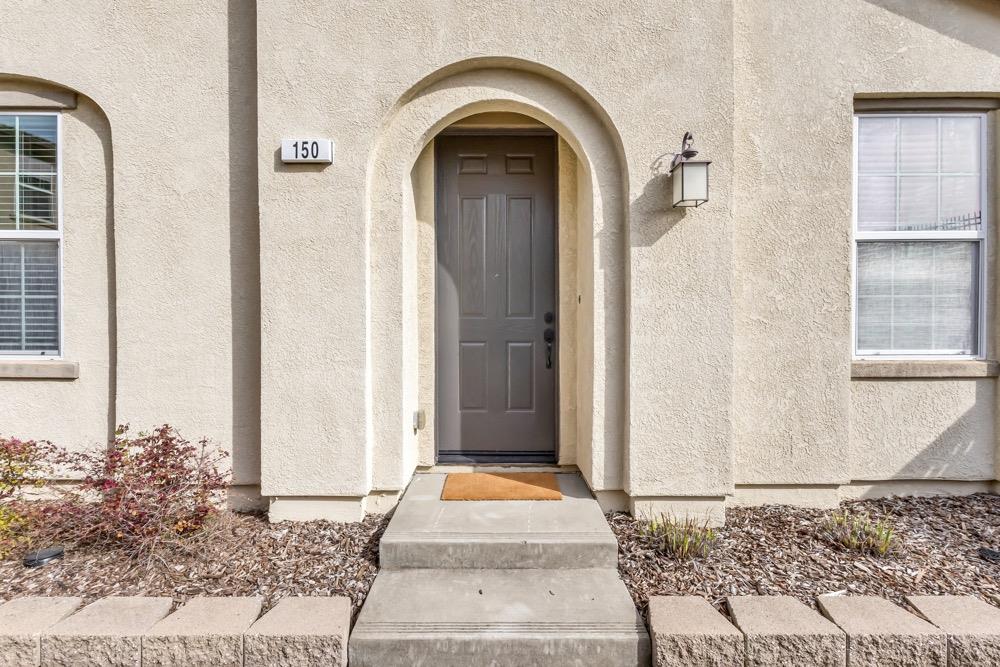 Barnhill Drive, Folsom, California image 2