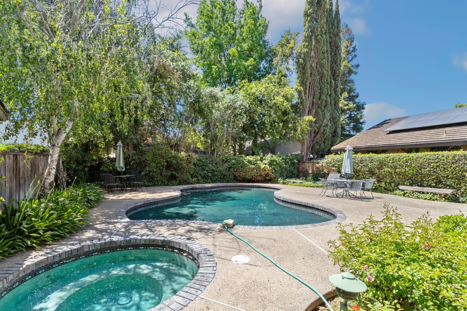 Embarcadero Drive, Stockton, California image 3