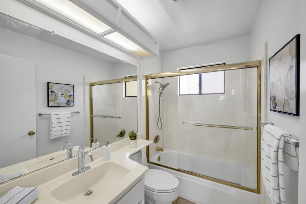 Summerwind Way, Sacramento, California image 32