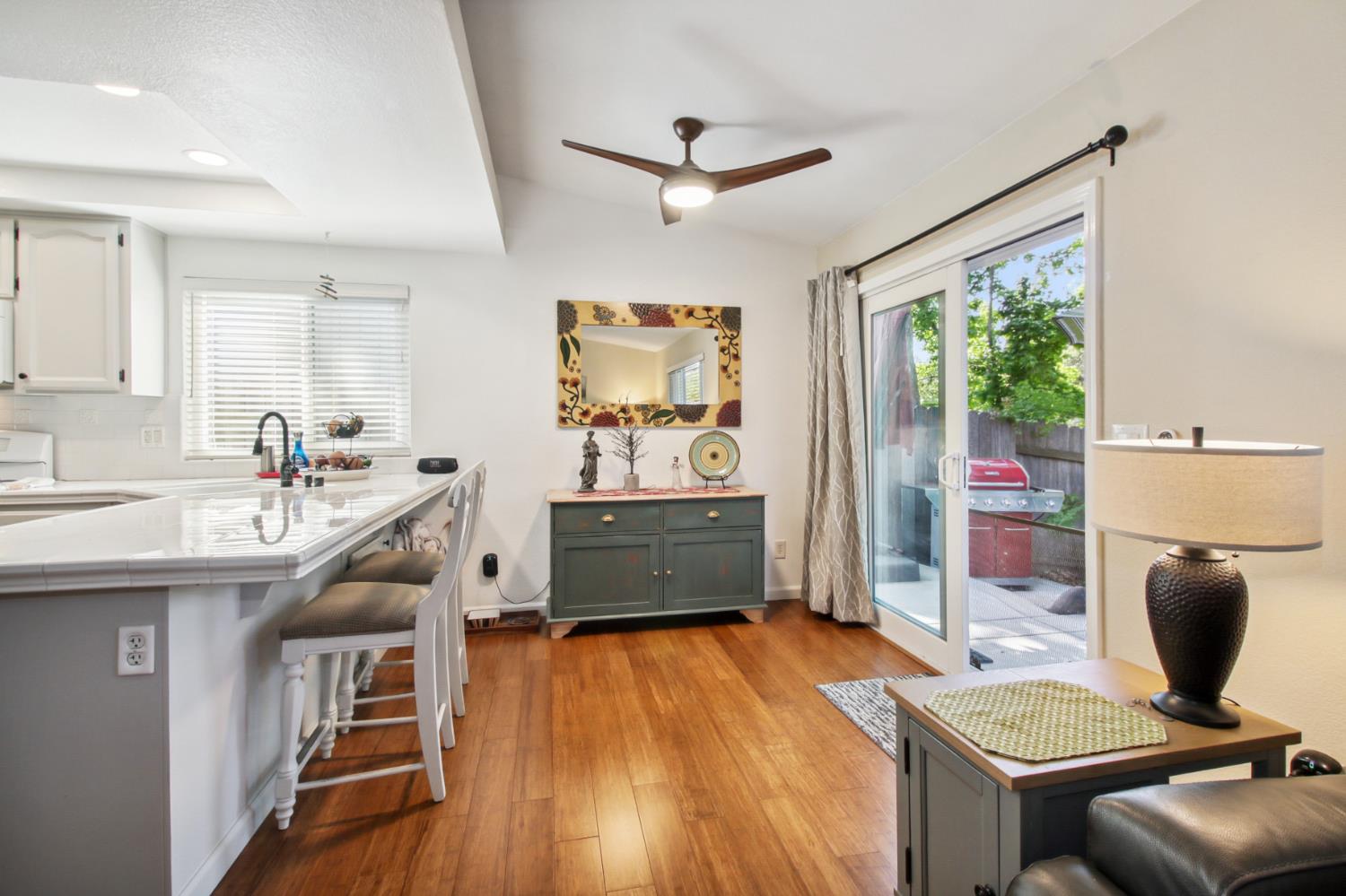 Parmis Court, Citrus Heights, California image 15