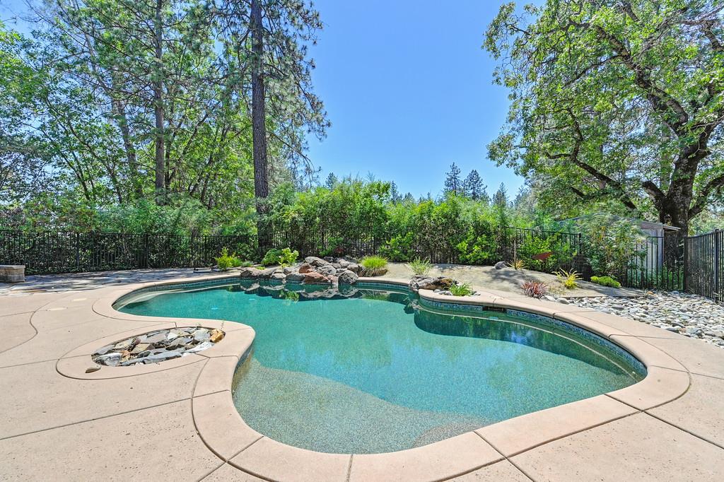 Orchard Place, Applegate, California image 42