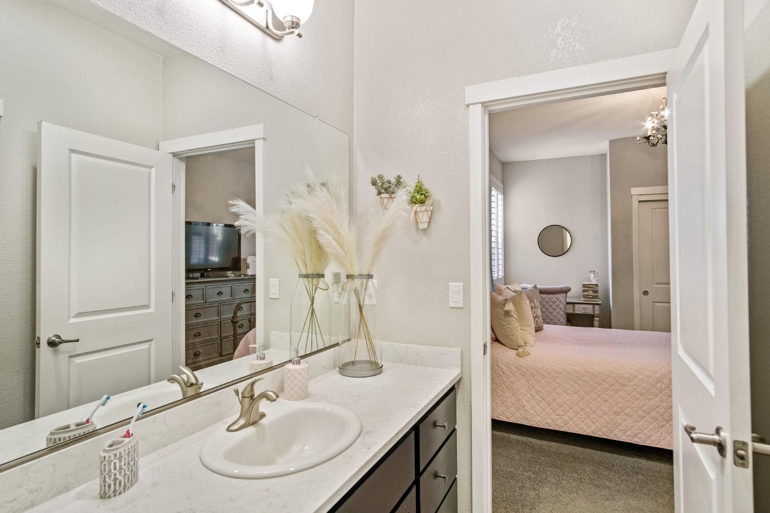 Amethyst Drive, Hilmar, California image 18
