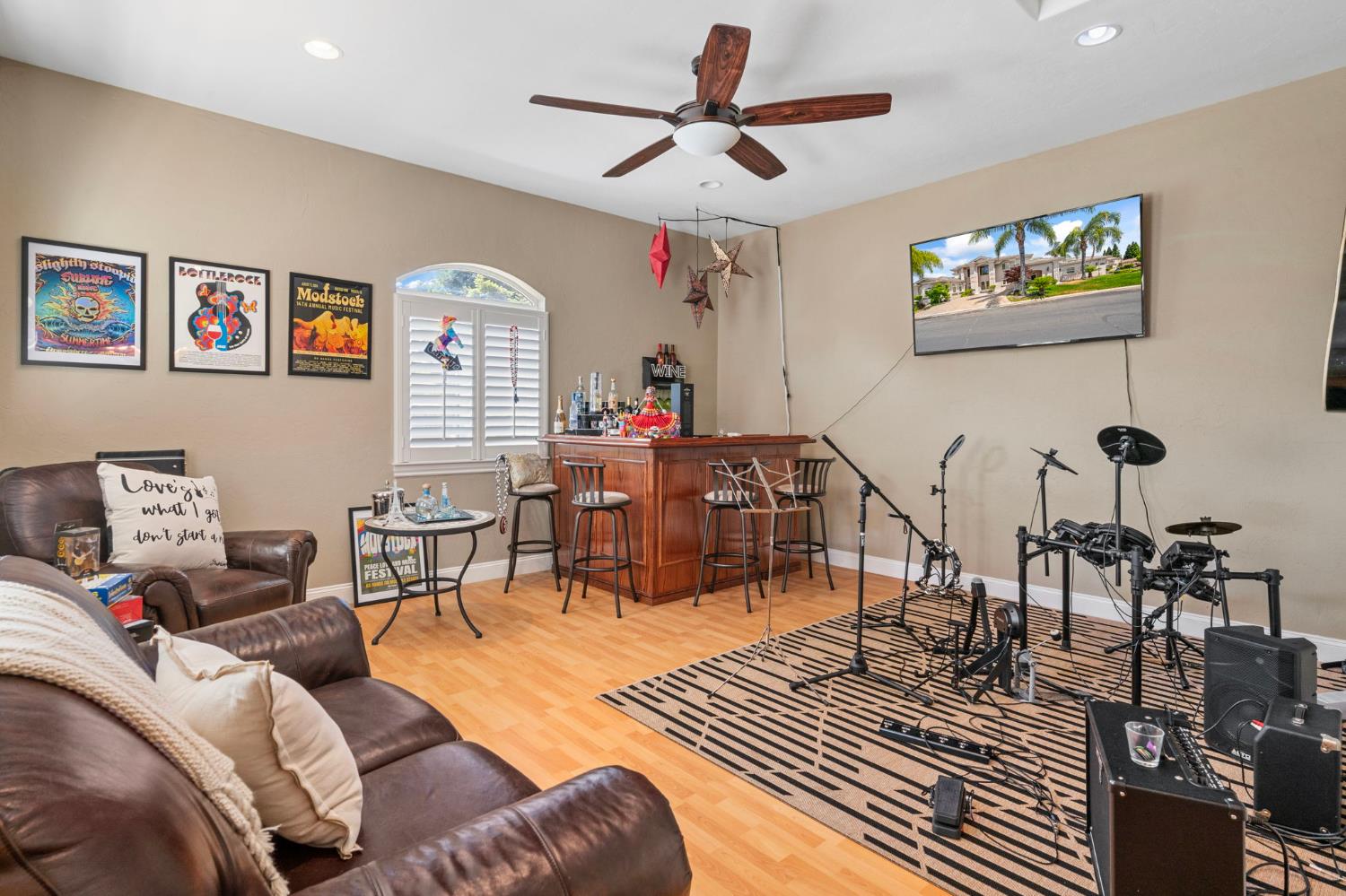 Terracina Circle, Manteca, California image 11