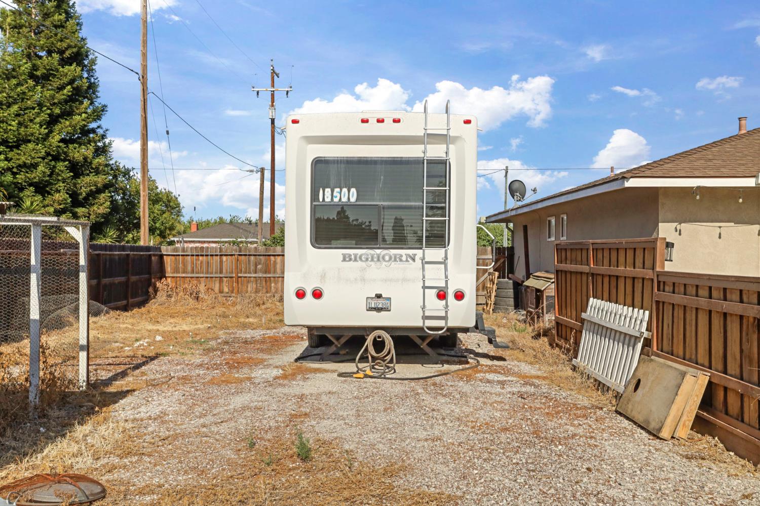 Tinnin Road, Manteca, California image 48