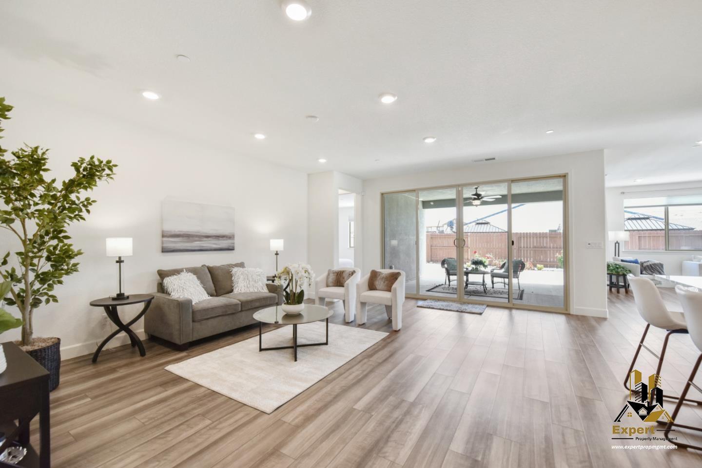 Swing Way, Roseville, California image 9