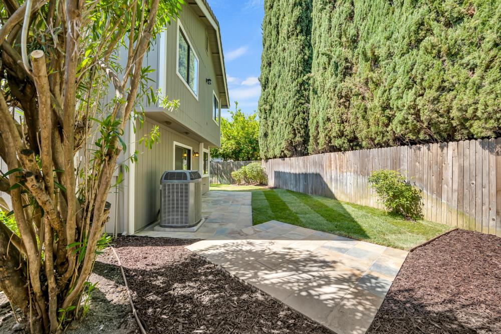 Summerwind Way, Sacramento, California image 40