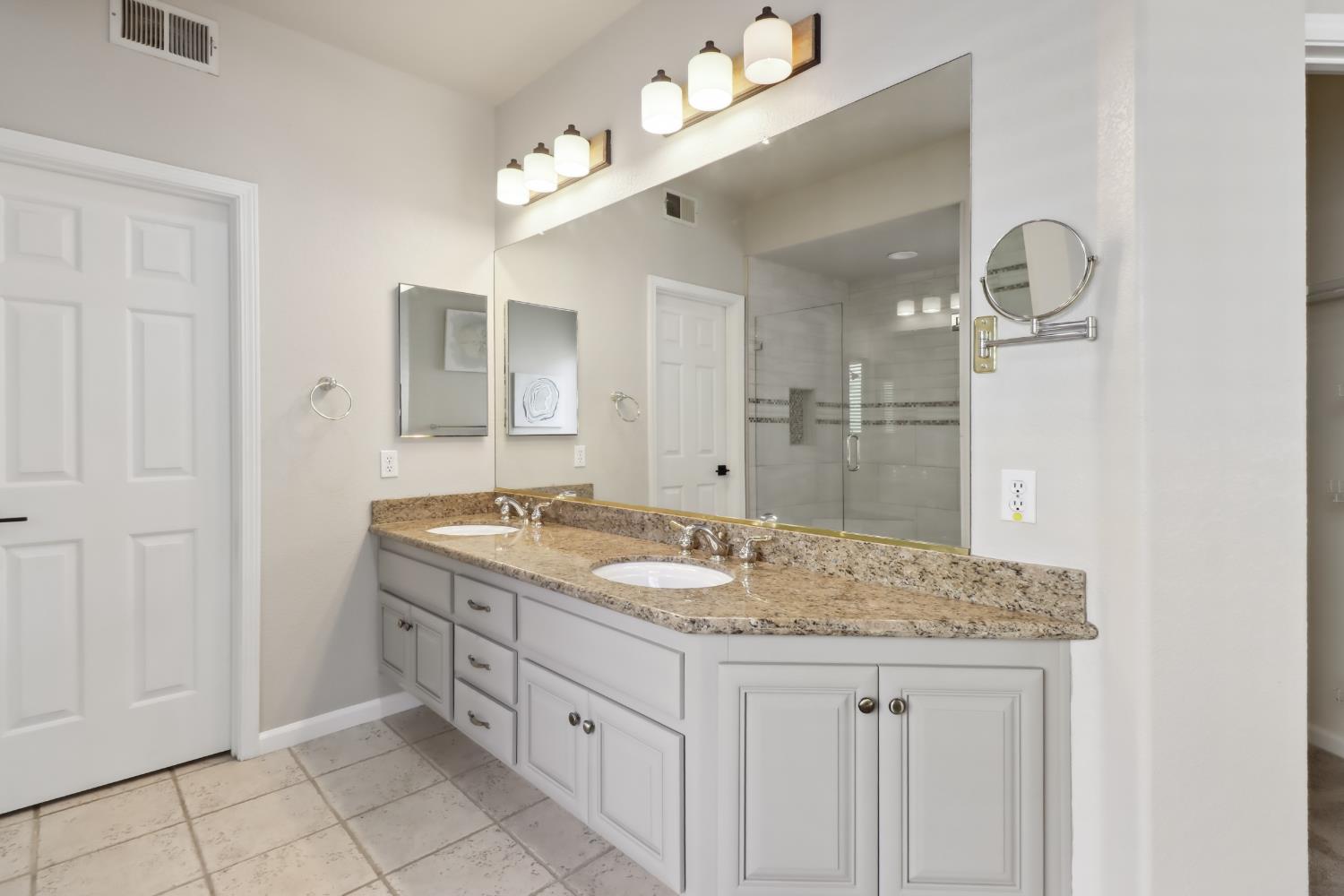 Teceira Way, Folsom, California image 38