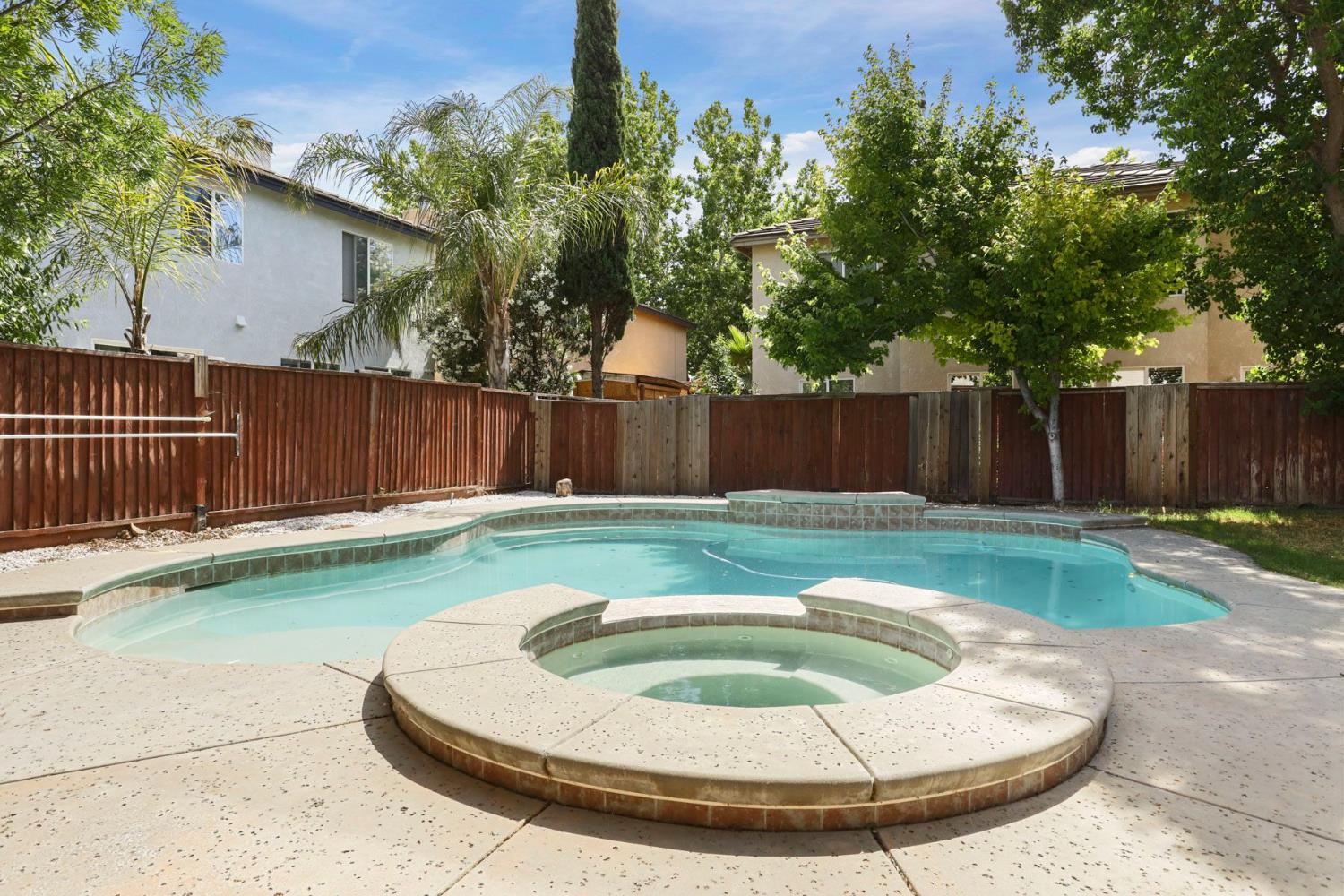 Sekera Court, Tracy, California image 2