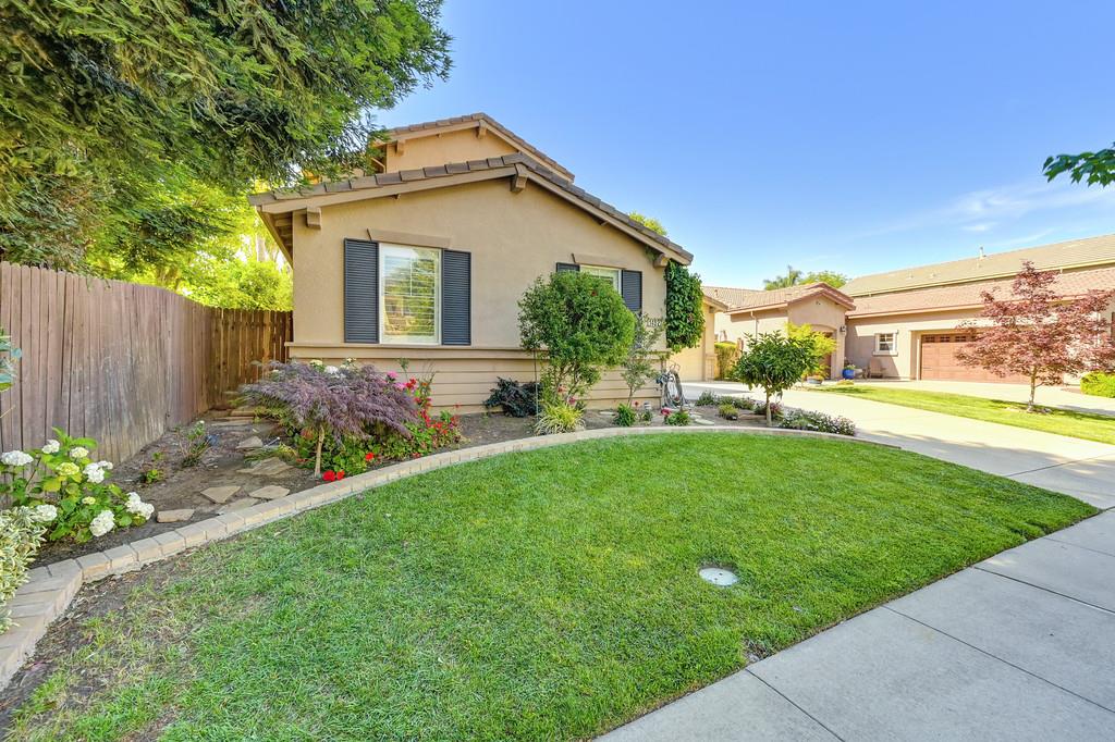 Cortina Road, West Sacramento, California image 8