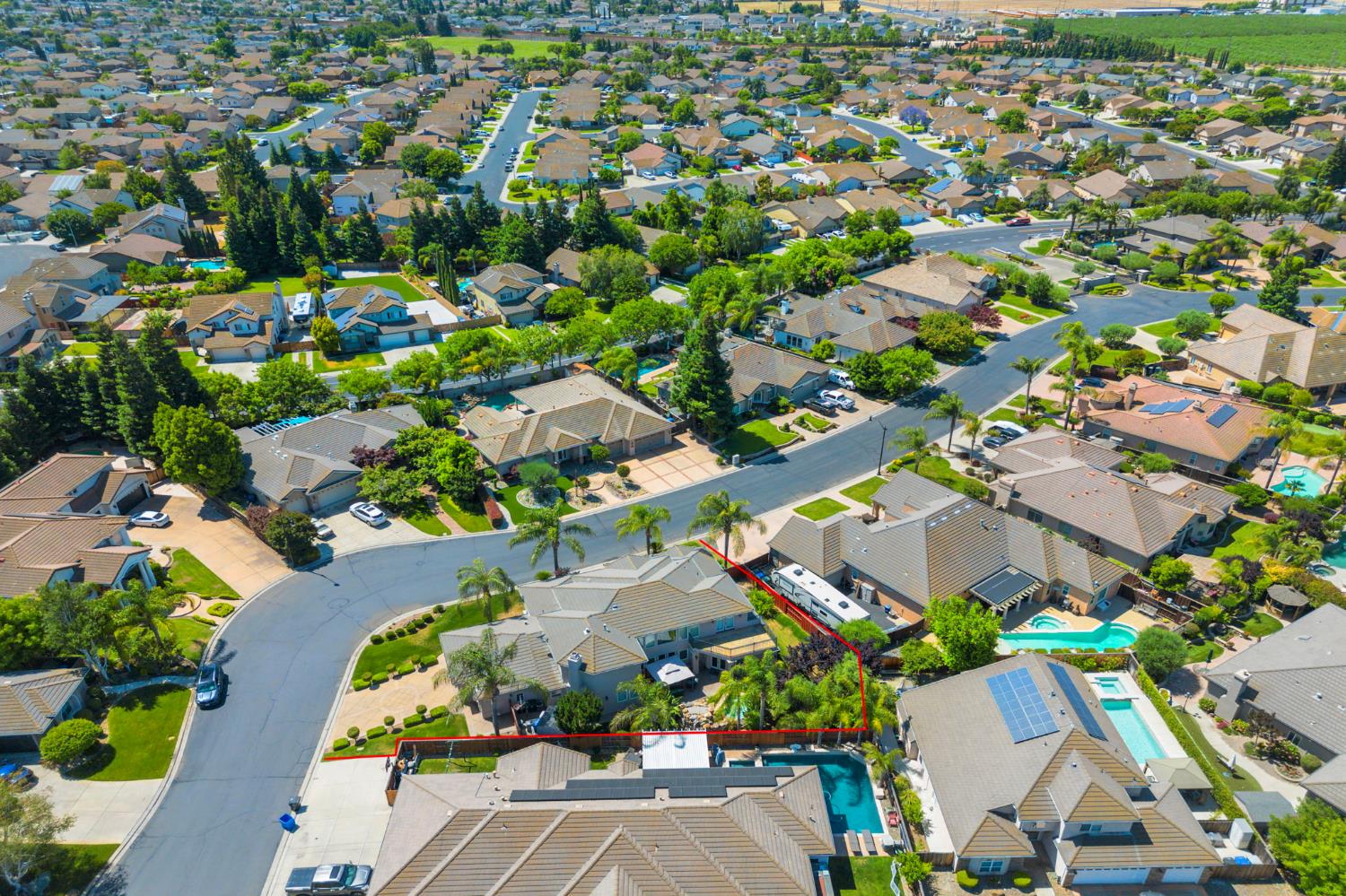 Detail Gallery Image 65 of 66 For 1525 Terracina Cir, Manteca,  CA 95336 - 4 Beds | 3/1 Baths