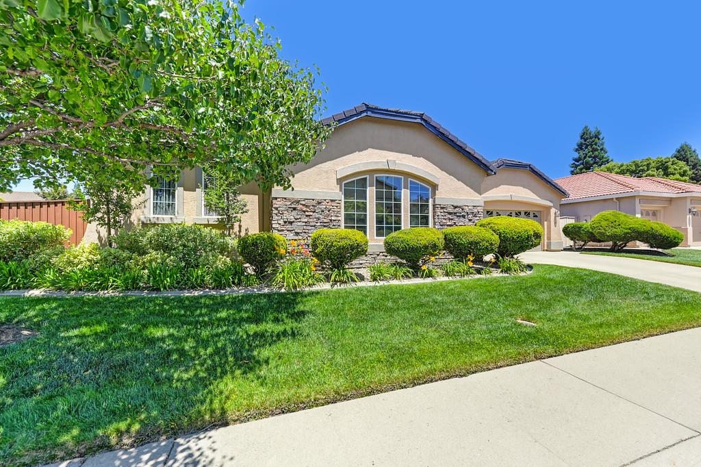 Casterbridge Drive, Roseville, California image 2
