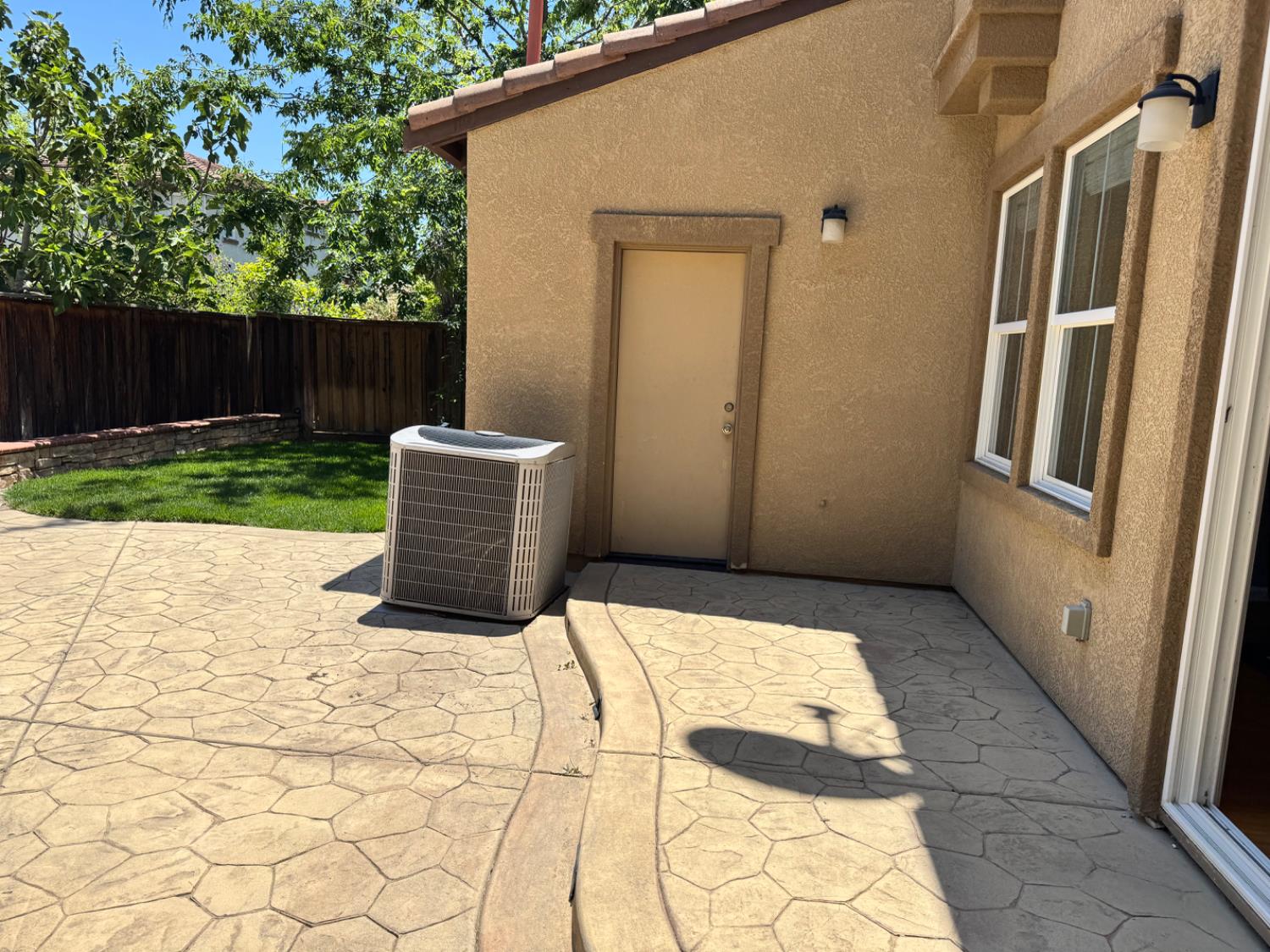 S Pacifico Street, Tracy, California image 29