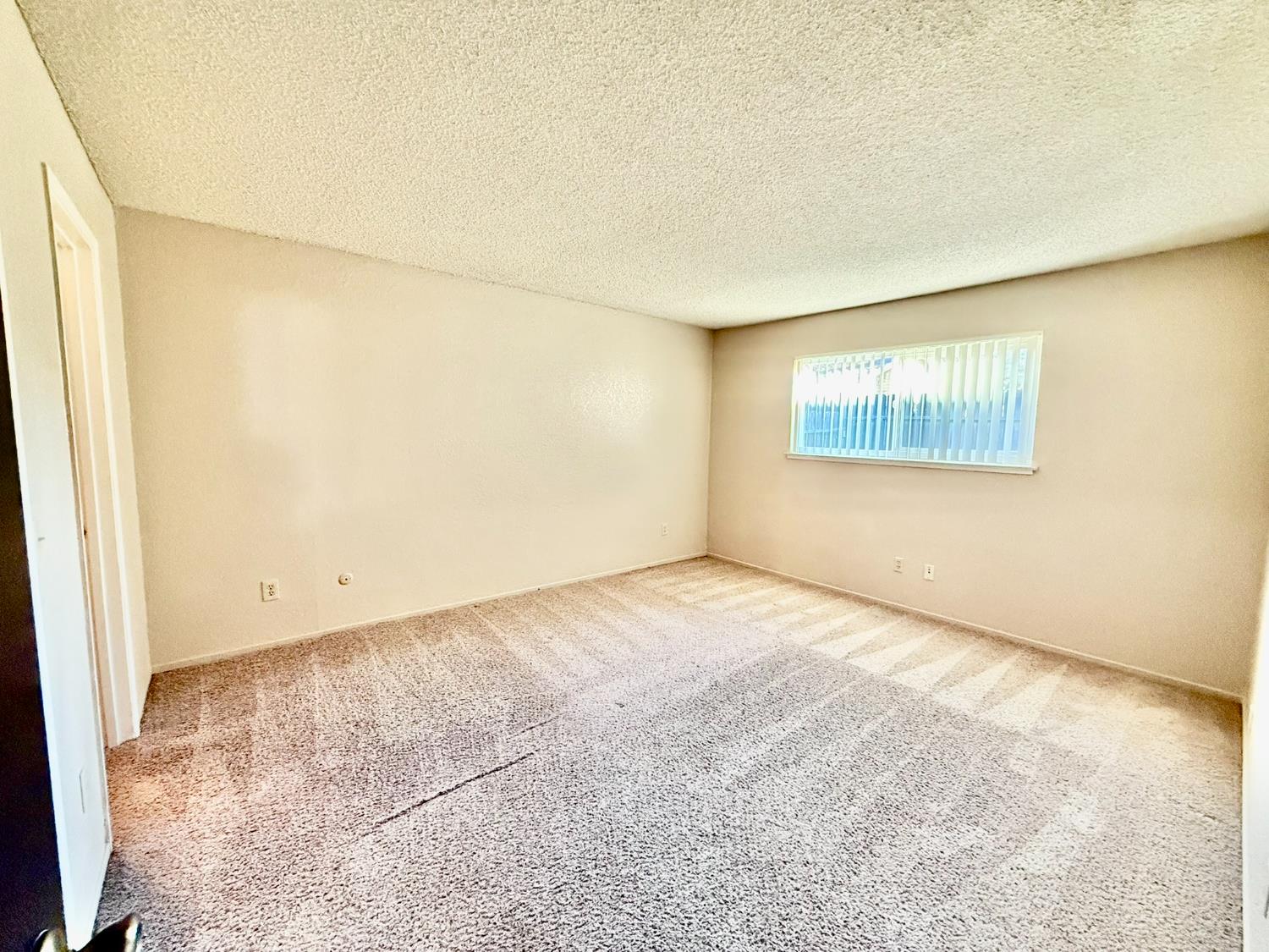 7330 Kelley Drive, Stockton, California image 13