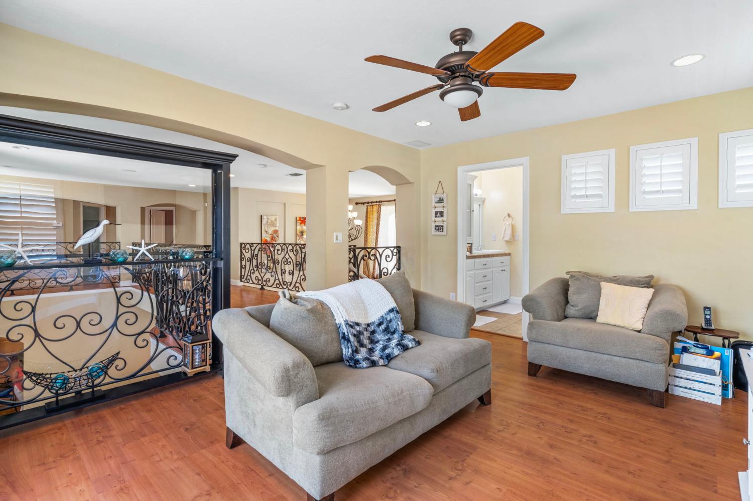 Terracina Circle, Manteca, California image 40