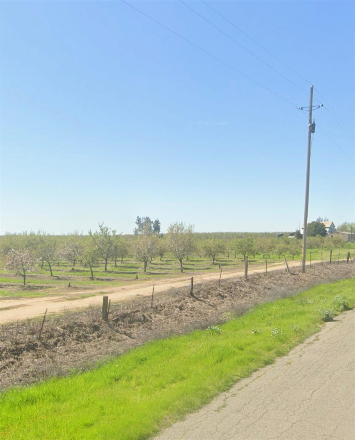 Buchanan Hollow Road, Le Grand, California image 5