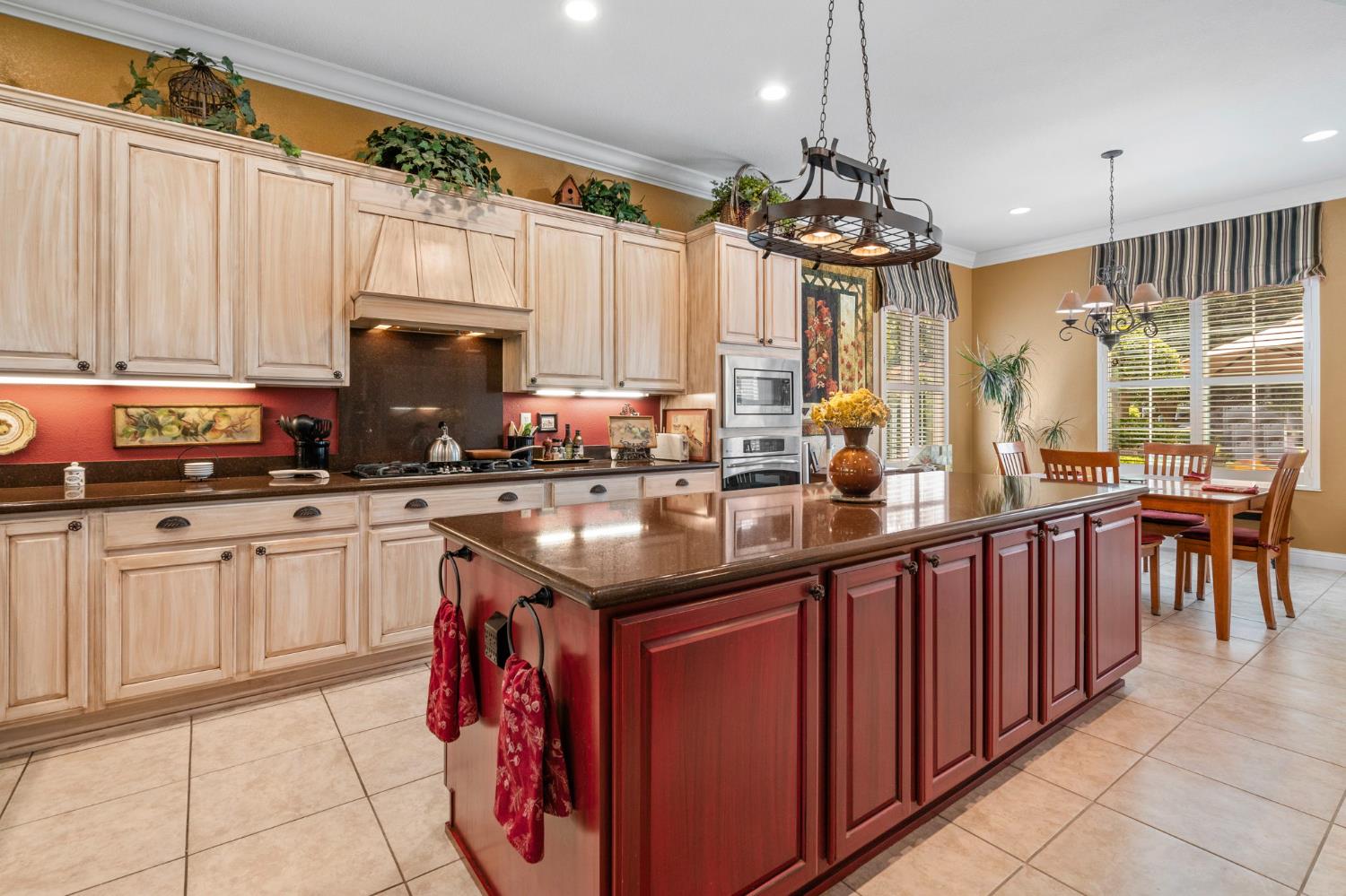 Maple Valley, Manteca, California image 18