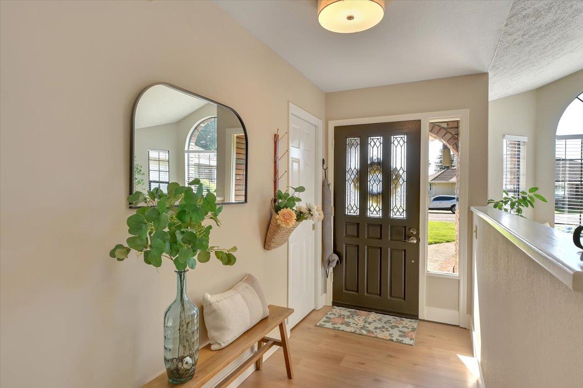 Woodhaven Drive, Yuba City, California image 3