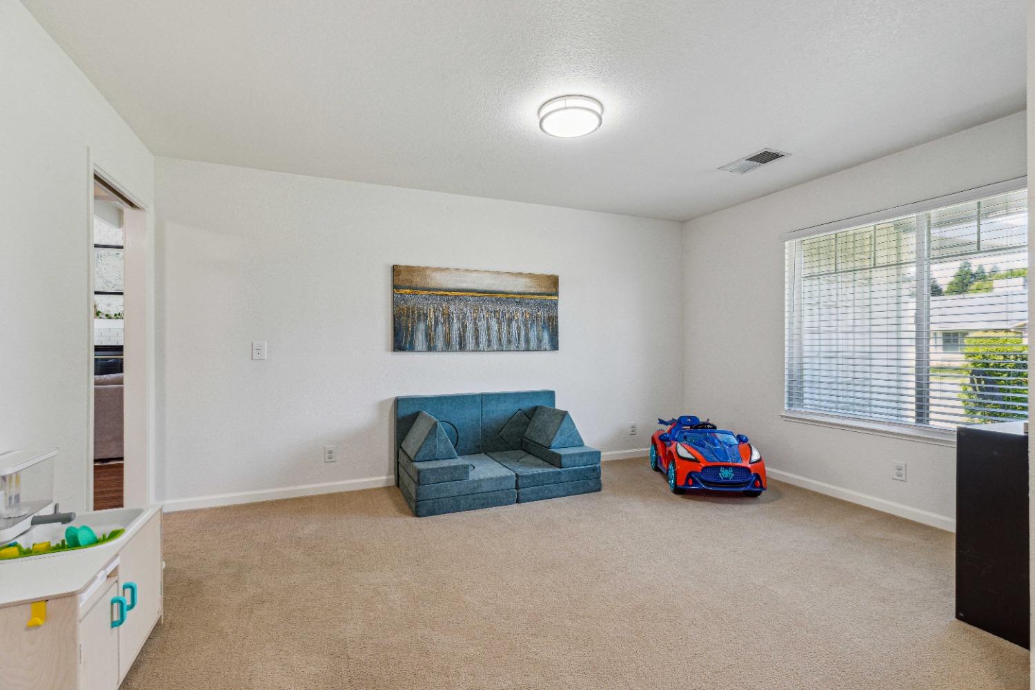 Joerg Avenue, Merced, California image 12