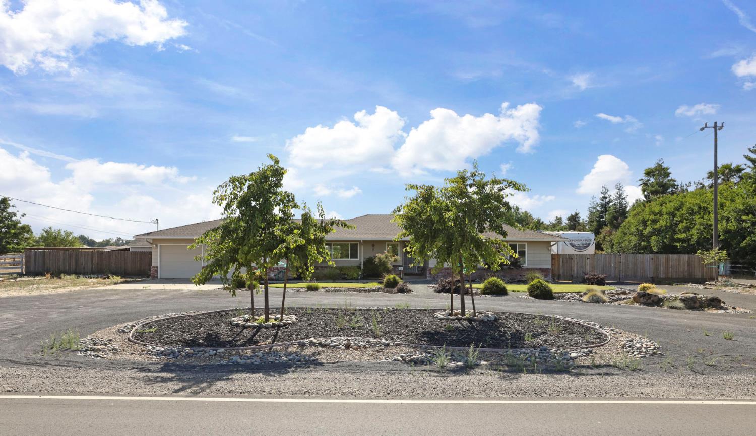 Tinnin Road, Manteca, California image 4