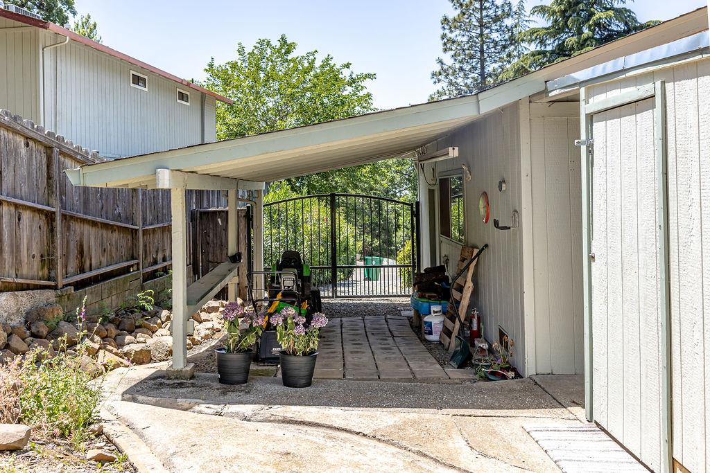 Camino Heights Drive, Camino, California image 30