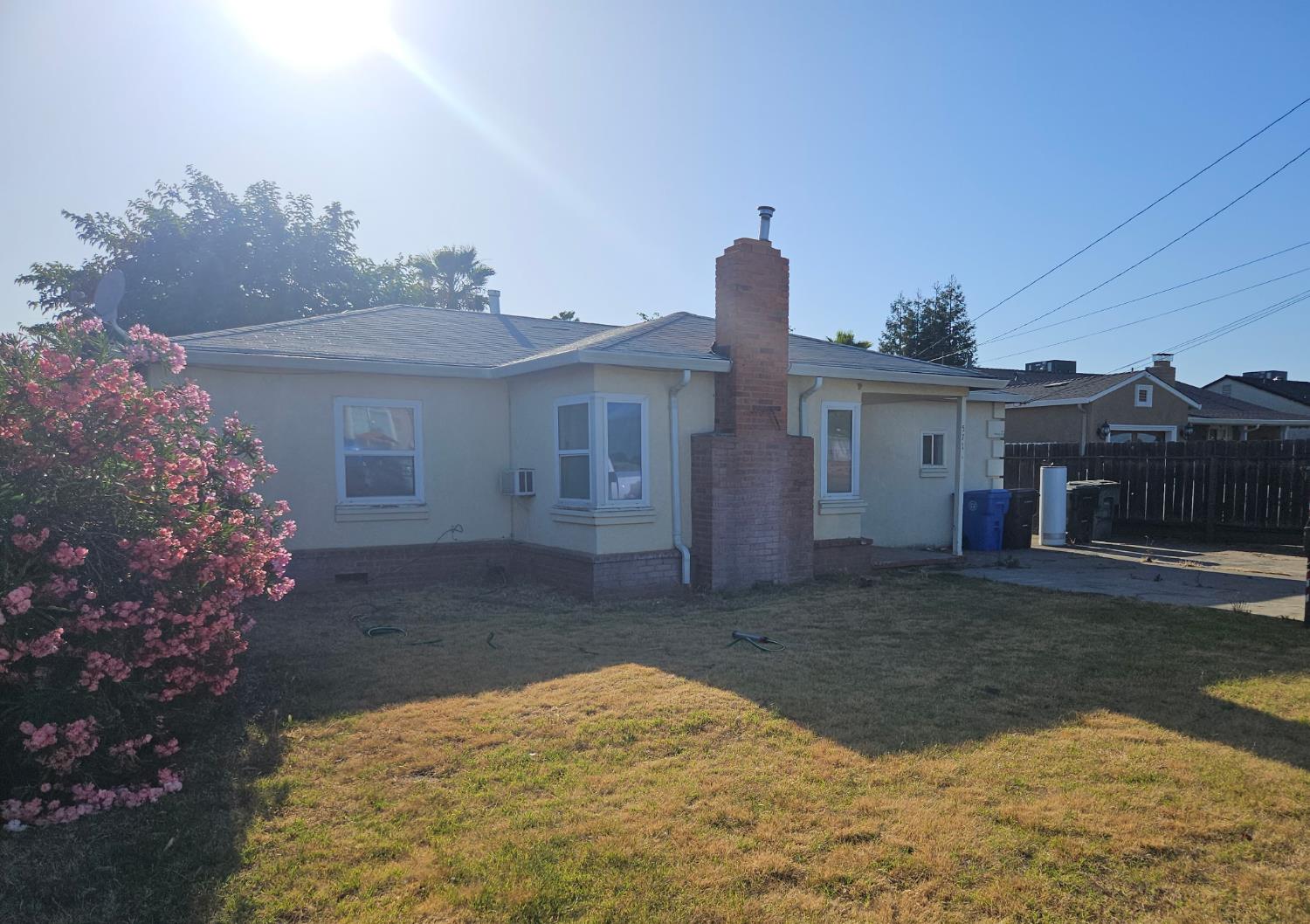 Michigan Avenue, Manteca, California image 1