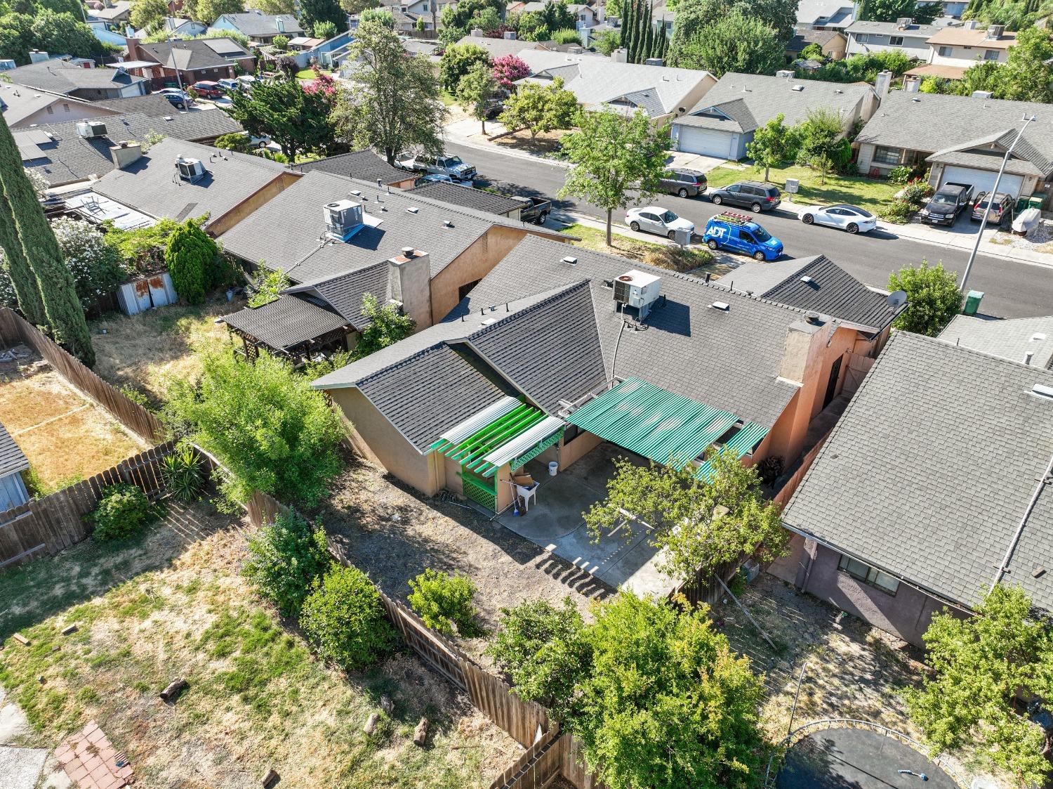 Montauban Court, Stockton, California image 4