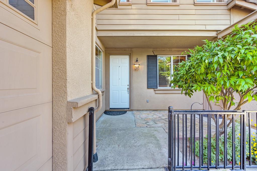 Cortina Road, West Sacramento, California image 6