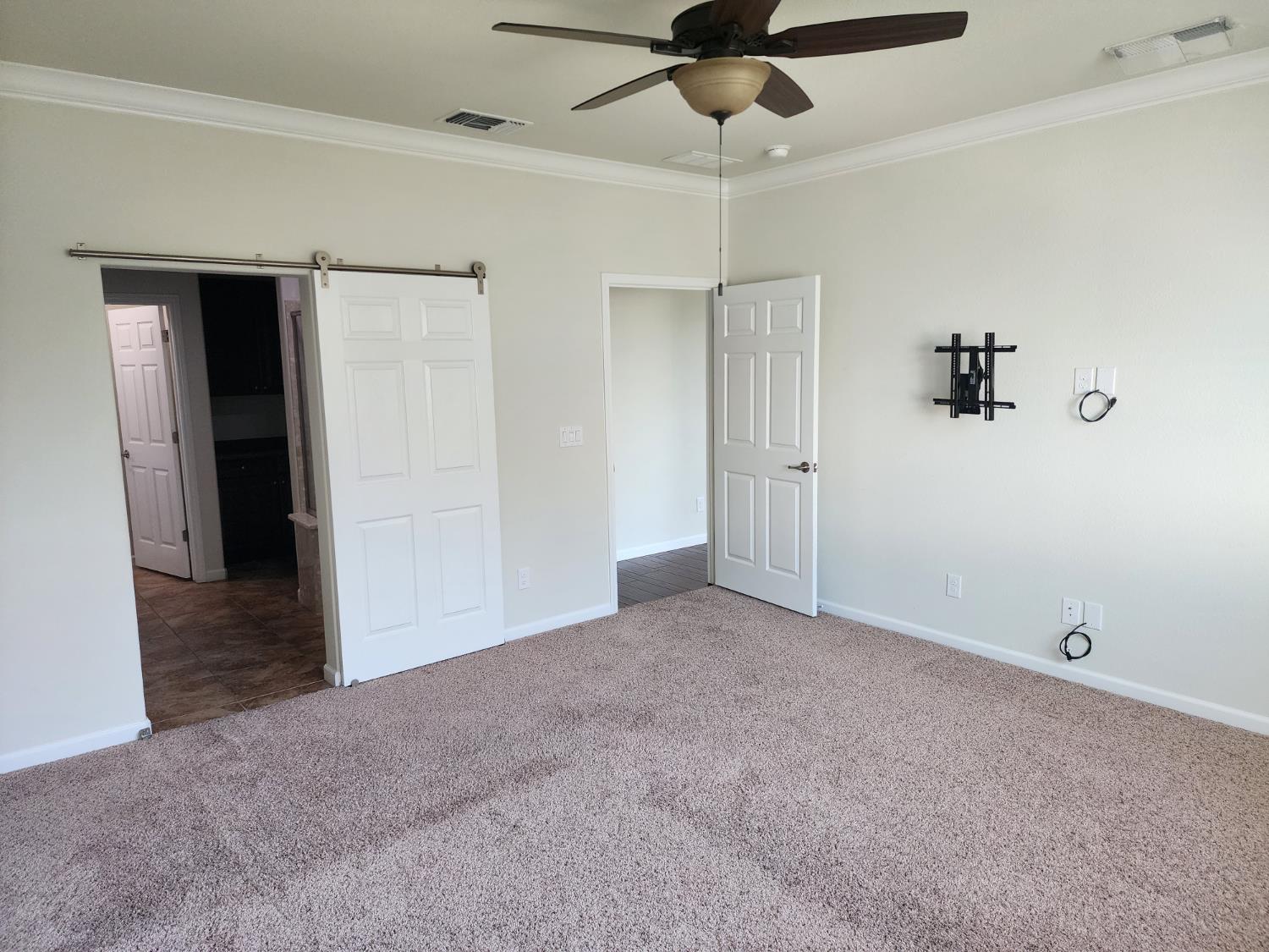 Remington Oaks Street, Manteca, California image 9