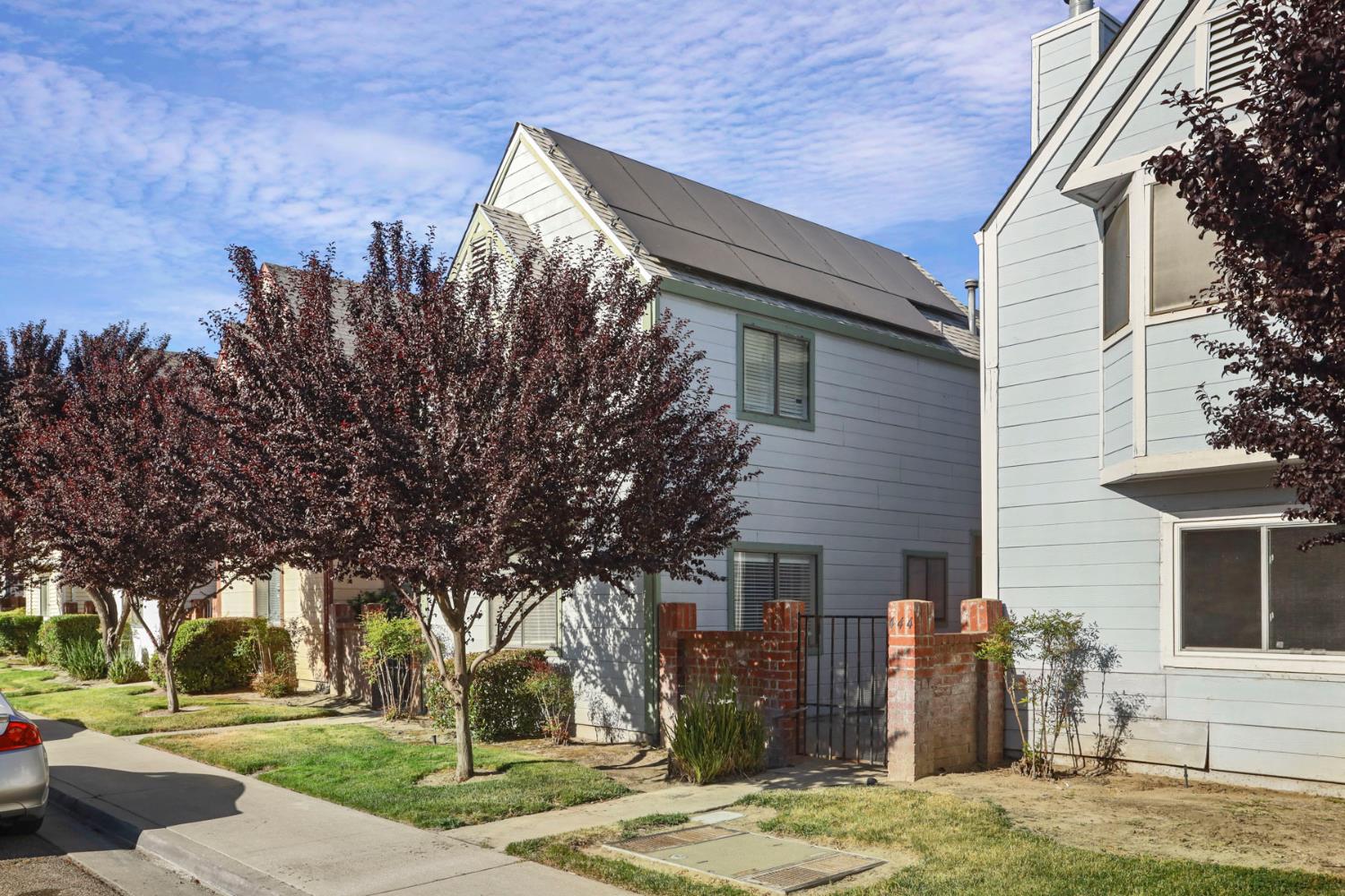 Benjamin Place, Manteca, California image 4