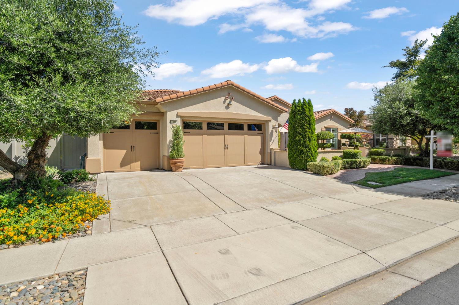 Maple Valley, Manteca, California image 2