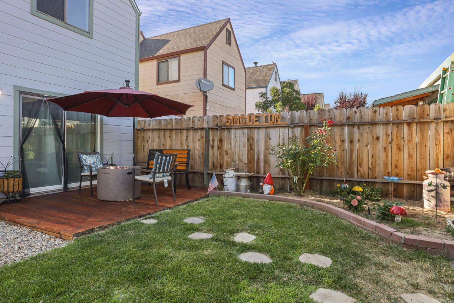 Benjamin Place, Manteca, California image 35
