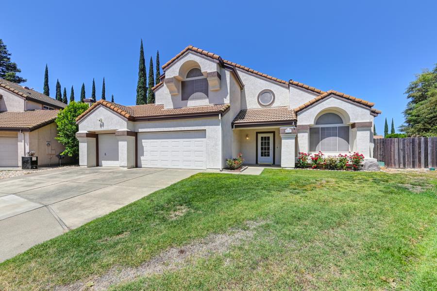 Devon Court, Rocklin, California image 4