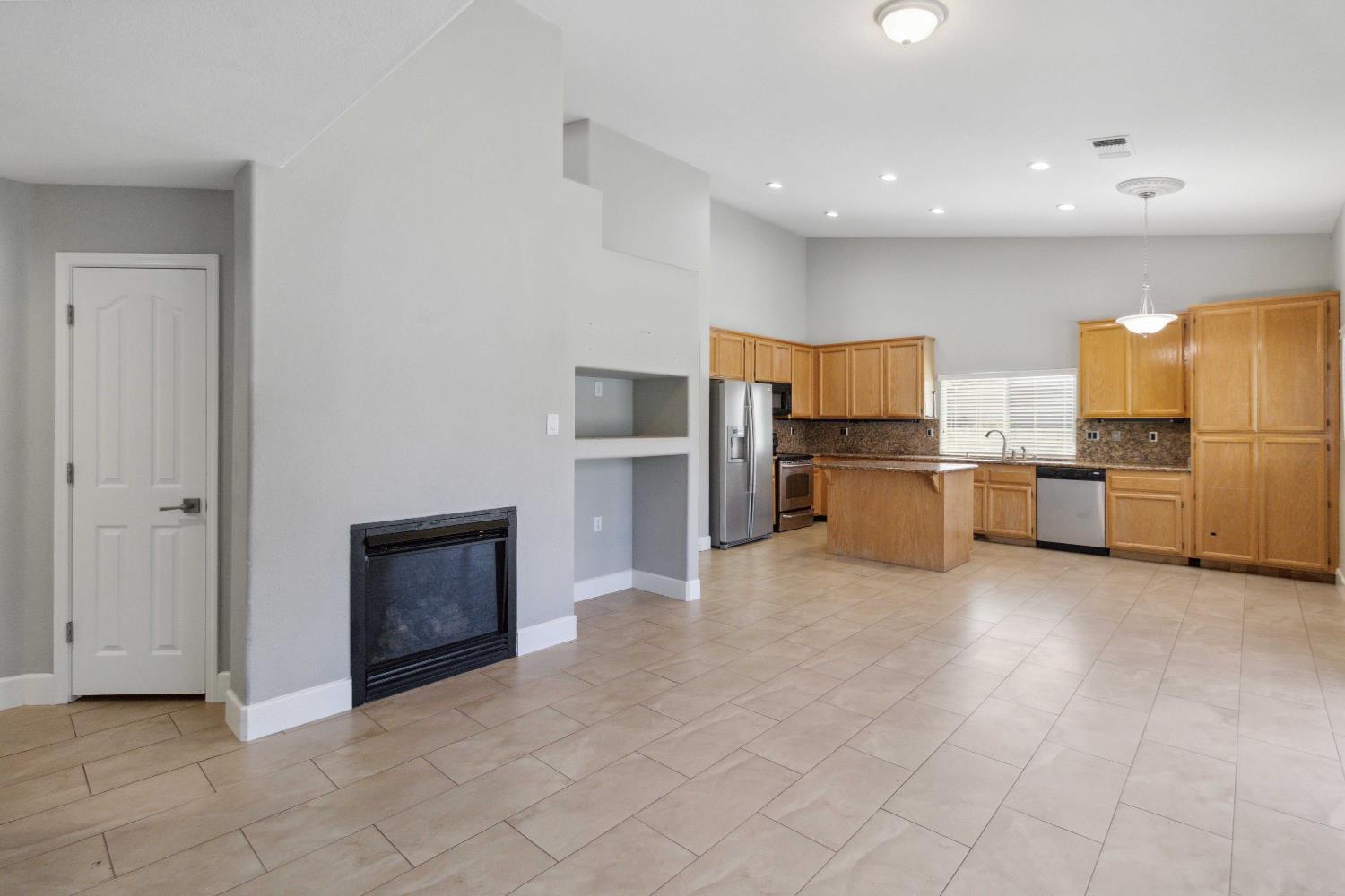 Livorno Way, Elk Grove, California image 13