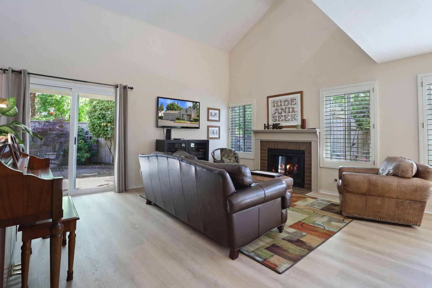 Cedar Ridge Drive, Stockton, California image 10