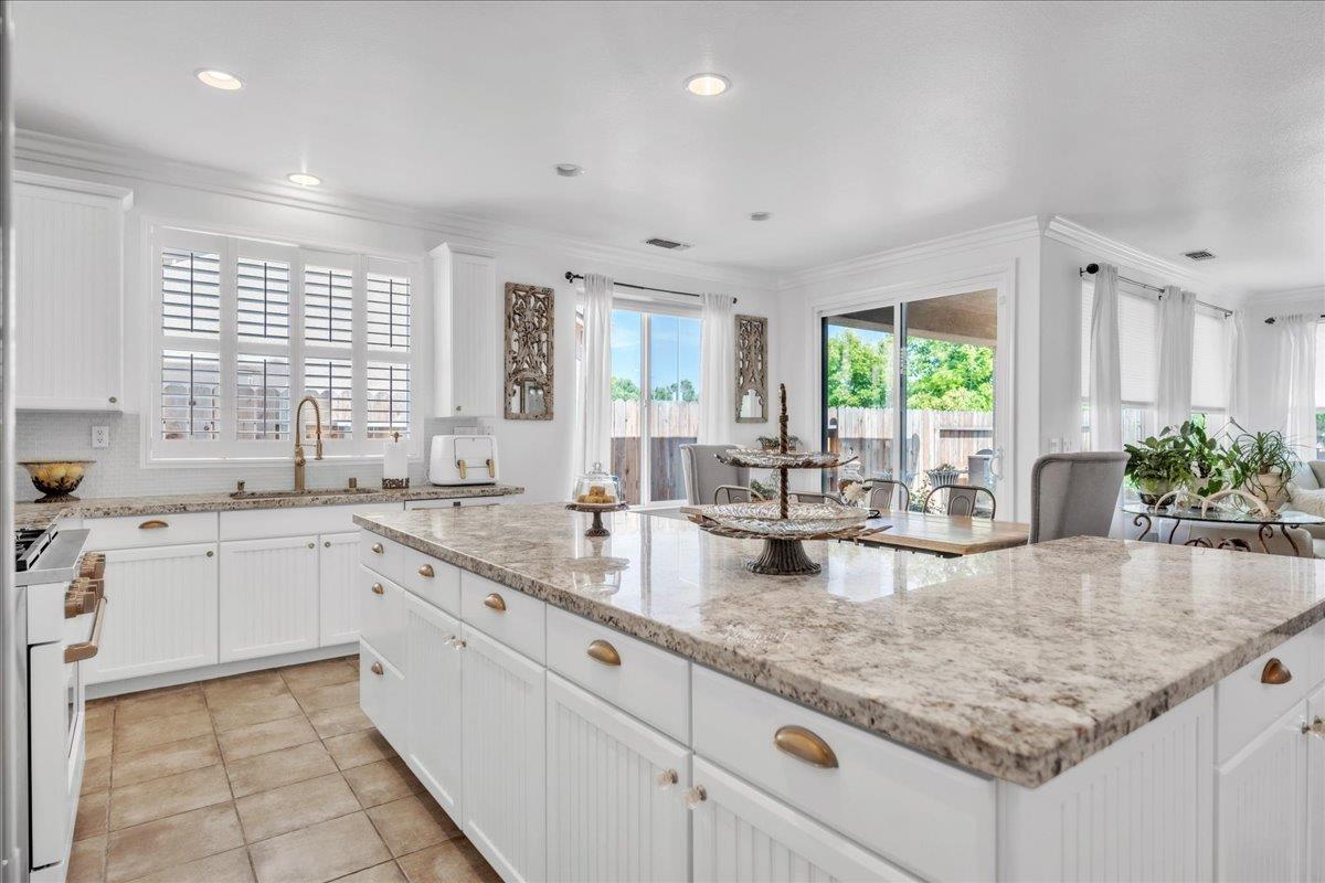 Thalia Way, Rancho Cordova, California image 15