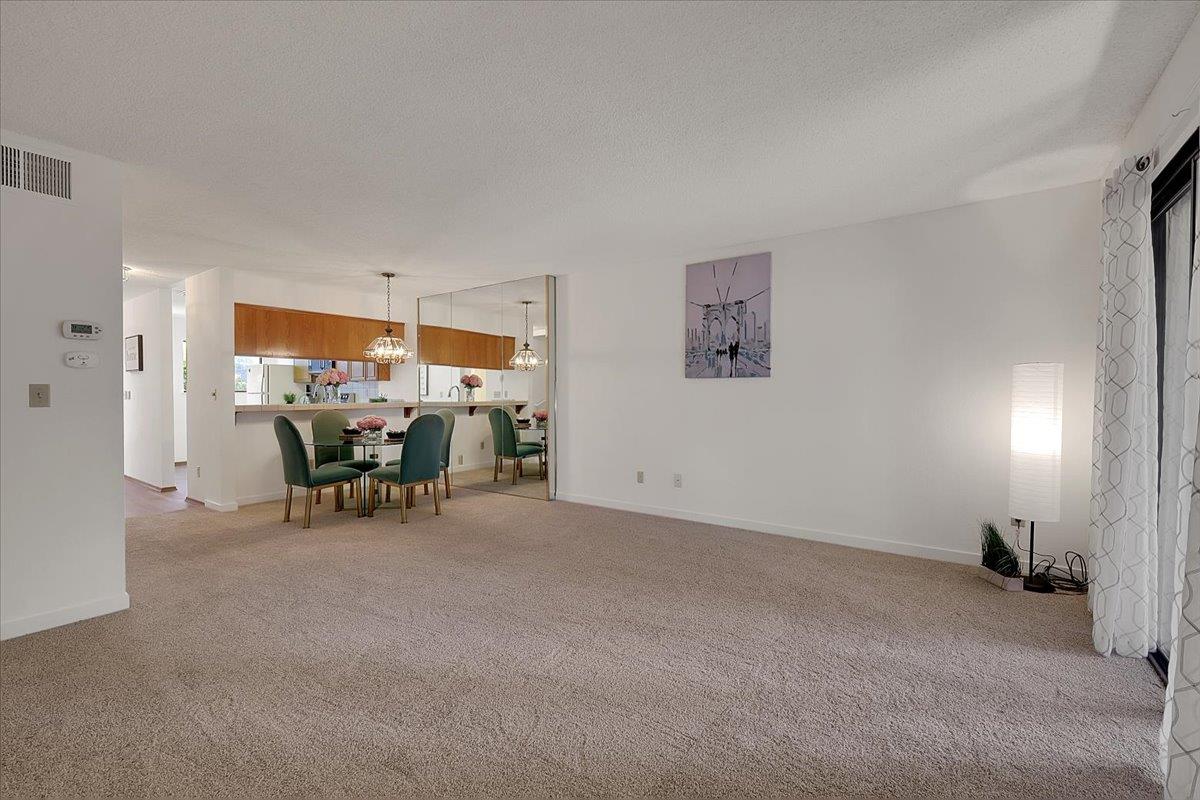 Photo #22: 225067694 Listing: Photo #22