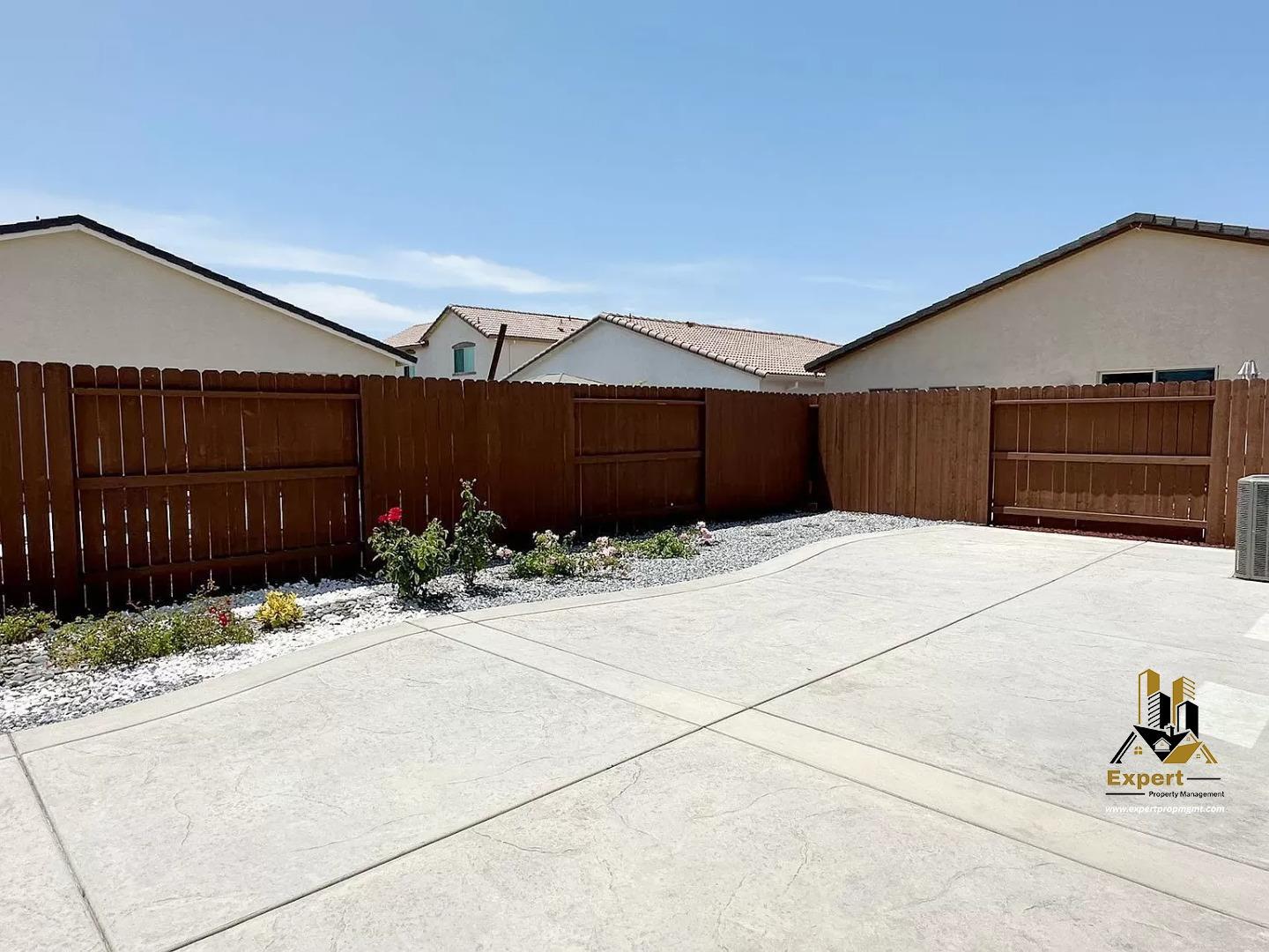 Swing Way, Roseville, California image 27